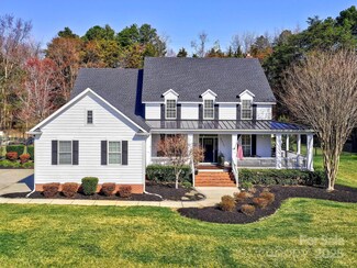 8817 Kerns Meadow Ln, Huntersville, NC 28078