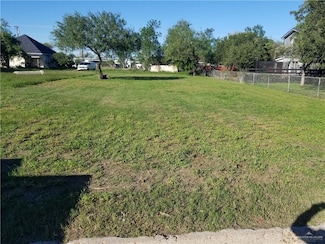 304 S 28th St, McAllen, TX 78501
