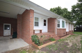 6190 W Blackwater Rd, Zuni, VA 23898