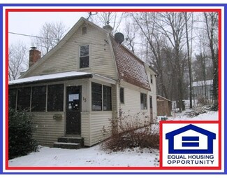 15 Parker St, West Boylston, MA 01583