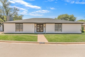4301 Hartwood Cir, Fort Worth, TX 76109