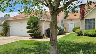 666 Azalea Plaza Unit 666A, Monroe Township, NJ 08831