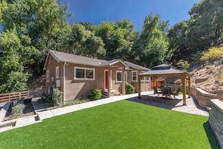22304 Regnart Rd, Cupertino, CA 95014