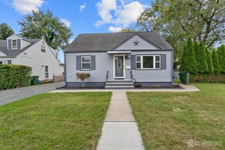 137 Buchanan Ave, Parlin, NJ 08859