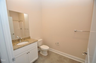231 N Chatham Ave Unit D, Siler City, NC 27344