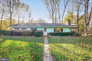 3900 Millcreek Dr, Annandale, VA 22003