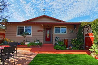 111 Harrison Ct, Santa Cruz, CA 95062