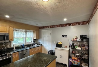 73 Almont St Unit 2, Medford, MA 02155