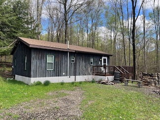 450 Ongley Hill Rd, Grand Valley, PA 16420