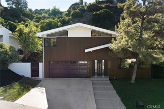 16995 Escalon Dr, Encino, CA 91436