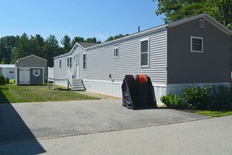 3 Wolfs Ln, Somersworth, NH 03878