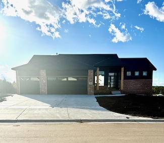 3259 N Bedford St, Wichita, KS 67226