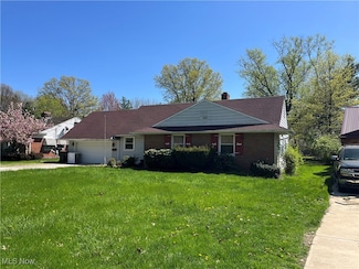 2017 Natona Rd, Euclid, OH 44117