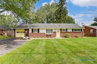 2528 Schroeder St, Toledo, OH 43613