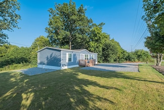 2504 Winchester Hwy, Kelso, TN 37348