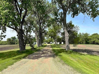 3081 32nd Ave NE, Harvey, ND 58341