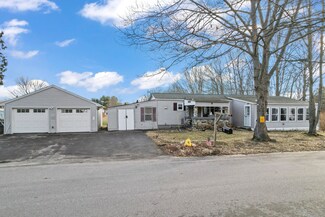 4 Franklin St, Lisbon, ME 04250