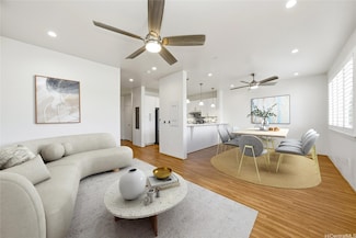 94-1188 Kalahikiola Dr Unit 1005, Waipahu, HI 96797