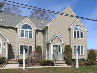 35 Pilgrim Village Rd Unit 1304, Taunton, MA 02780