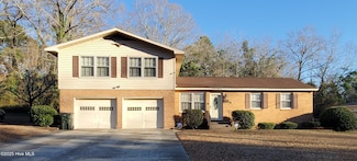 714 Walnut St, Laurinburg, NC 28352