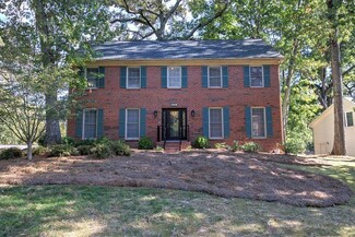 260 Spring Ridge Dr, Roswell, GA 30076