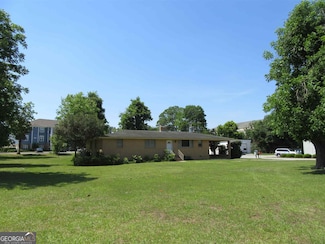 125 Lanier Dr, Statesboro, GA 30458