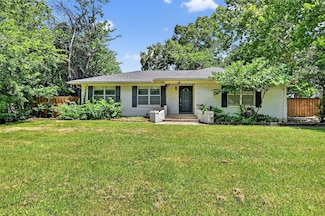 607 W Ash St, Celina, TX 75009