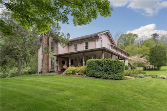 1096 W Lake Rd, Branchport, NY 14418