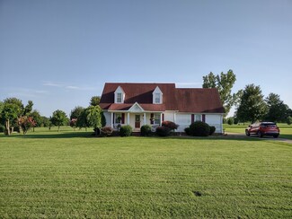 124 Sunrise Dr, Lafayette, TN 37083
