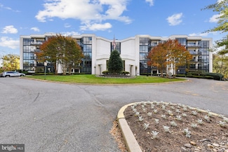 4001 Old Court Rd Unit 407, Pikesville, MD 21208