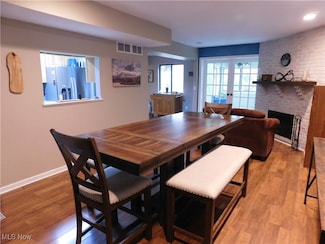 987 Hampton Ridge Dr Unit 987, Akron, OH 44313