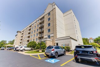 2030 Saint Regis Dr Unit 522, Lombard, IL 60148