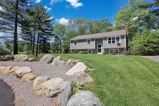 11 Jason Cir, North Attleboro, MA 02760
