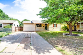 504 53rd St, Lubbock, TX 79404