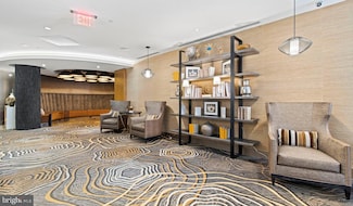 8300 Wisconsin Ave Unit 2B-921, Bethesda, MD 20814