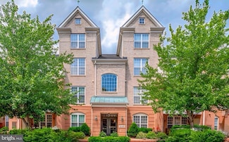 12180 Abington Hall Place Unit 104, Reston, VA 20190
