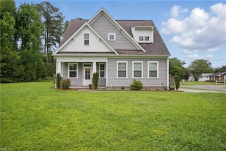 653 Waters Rd, Chesapeake, VA 23322