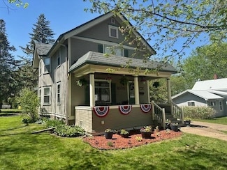 110 Hewett St, Neillsville, WI 54456