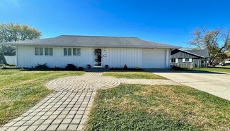 2701 N Winston Dr, Muncie, IN 47304