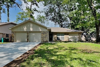 27 S Brook Pebble Ct, Spring, TX 77380