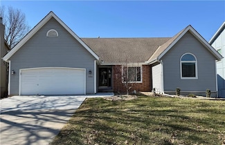 17513 W 113th St, Olathe, KS 66061