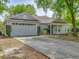 47 Amy Ln, Crawfordville, FL 32327