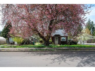 18325 Meinig Ave, Sandy, OR 97055