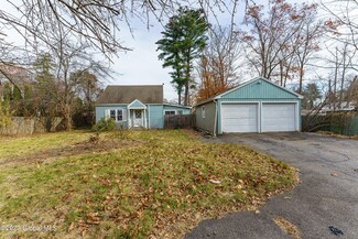 4117 Albany St, Albany, NY 12205
