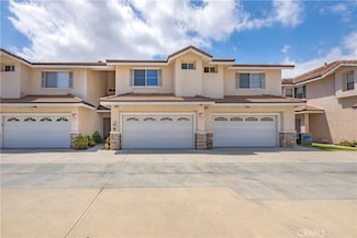 9031 Primavera Ln, Cypress, CA 90630