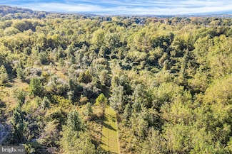 17 Moses Way, Phoenixville, PA 19460