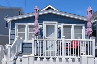 30 Kearney Ave, Seaside Heights, NJ 08751