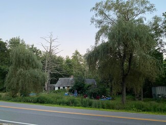527 Goodwin Rd, Eliot, ME 03903