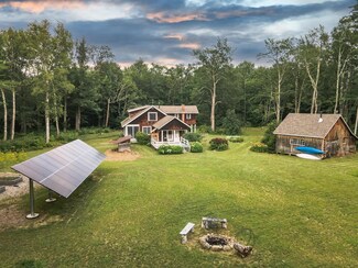 113 Locke Falls Rd, Wonalancet, NH 03897