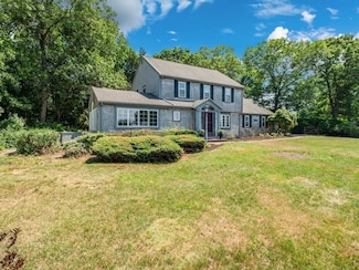 70 Capt Luther Little Way, Marshfield, MA 02050